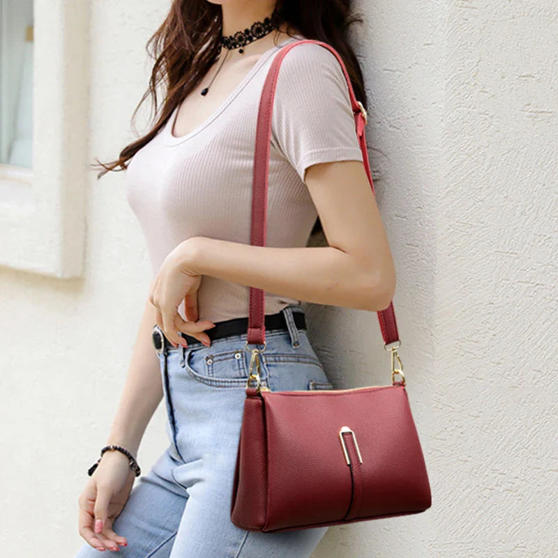 Bolsa Pequena em Couro Legítimo Ayla
