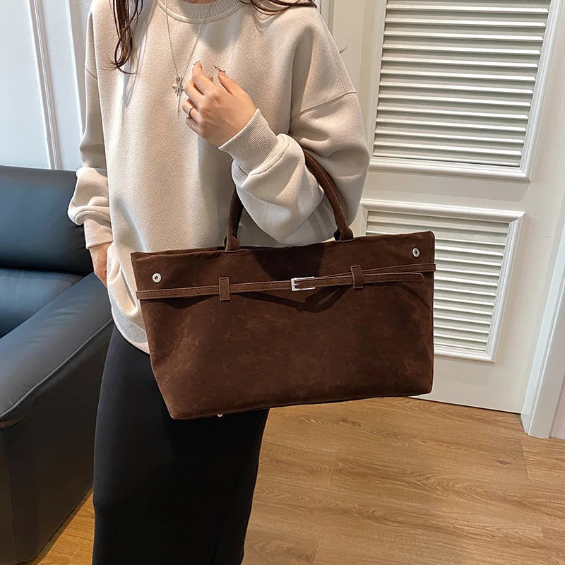 Bolsa Feminina Tote em Camurça - Esmé