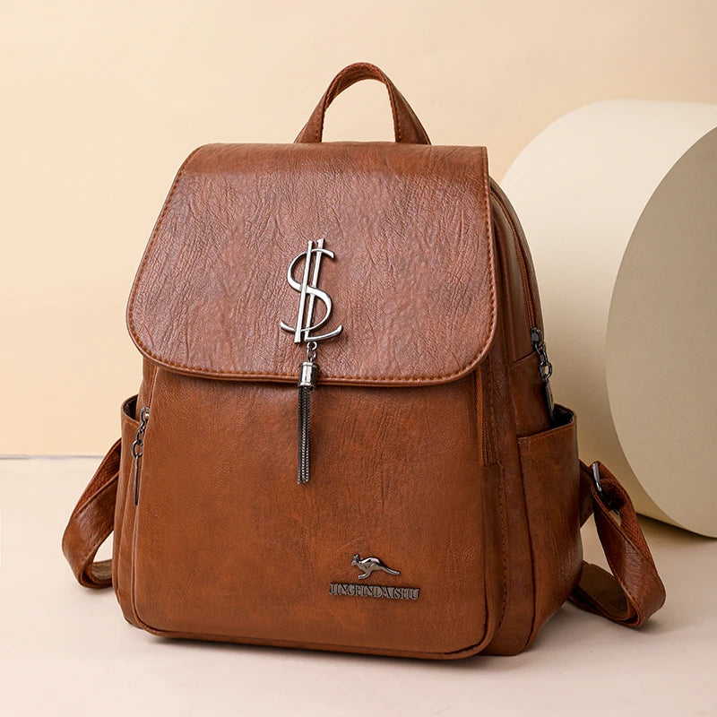 Mochila Feminina em Couro Legítimo - Tess