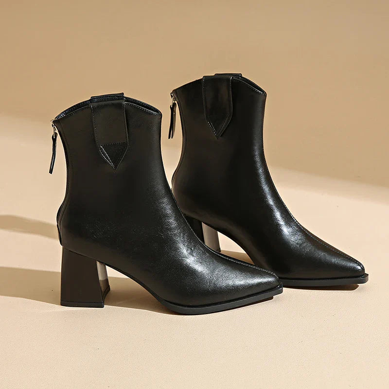 Bota Cano Médio Oriavia