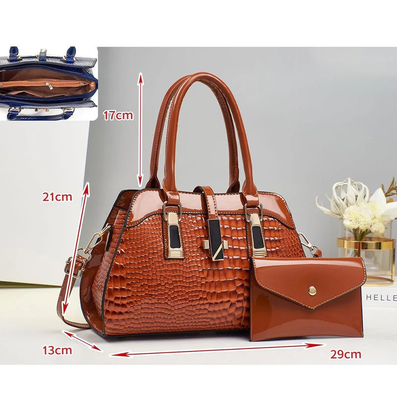 Kit com Bolsa e Carteira em Couro Legítimo