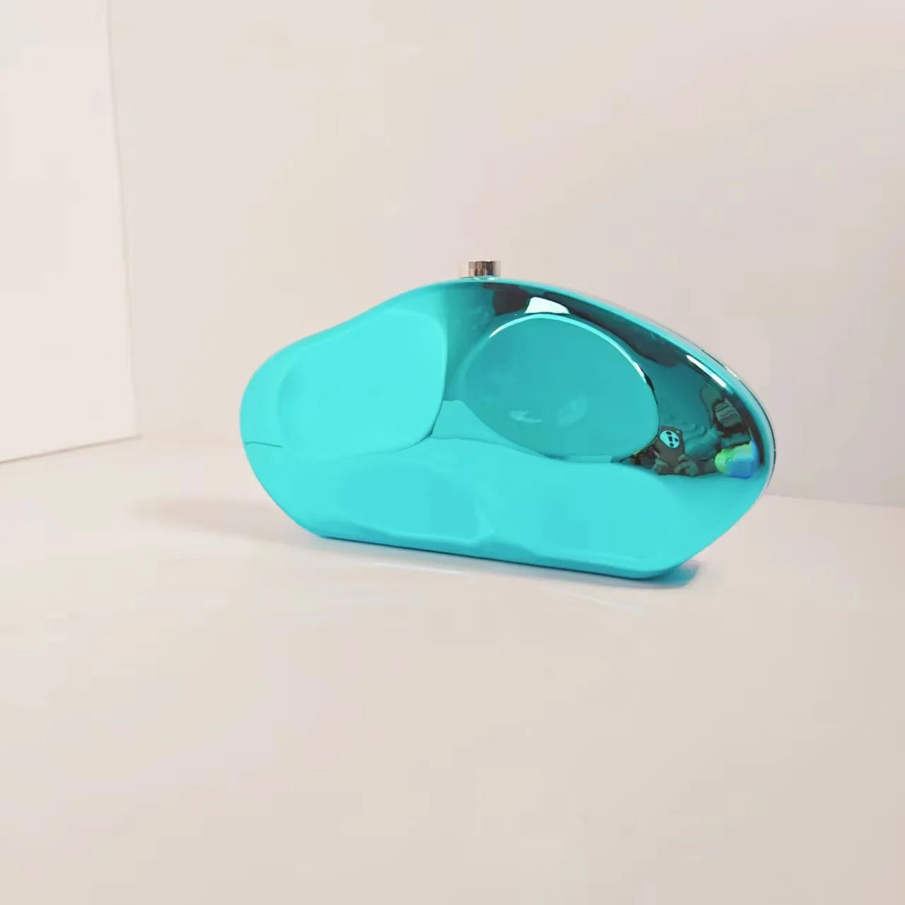 Bolsa Clutch Metalizada Nicole