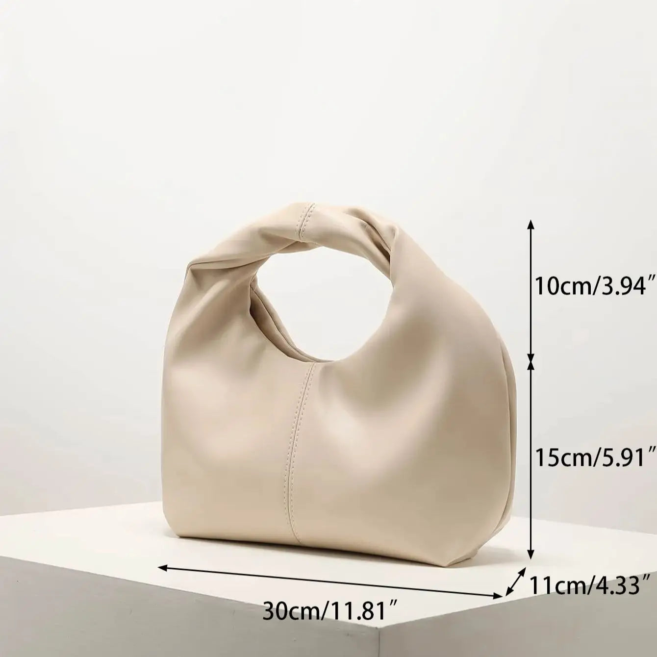 Mini Bolsa de Mão Feita em Couro Legítimo - Clean