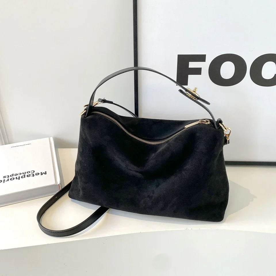 Bolsa em Camurça - Yara