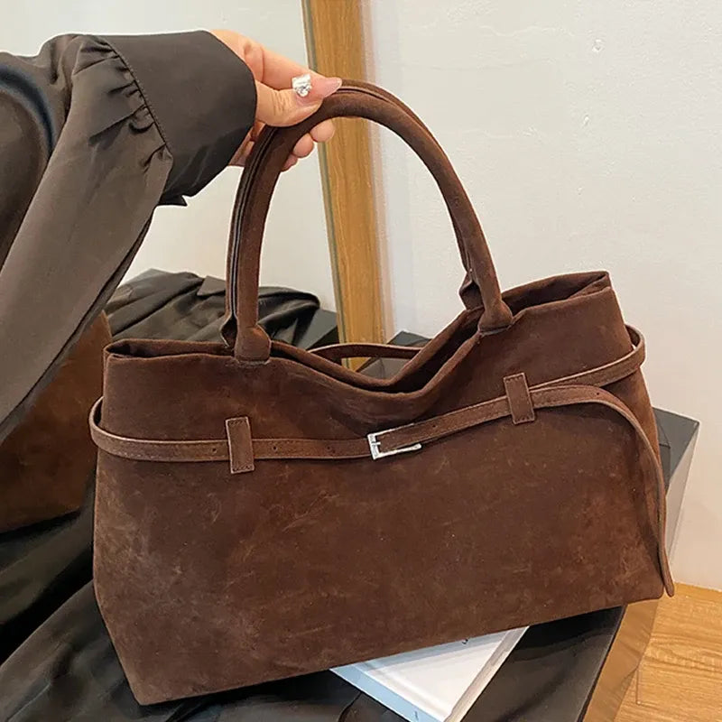 Bolsa Feminina Tote em Camurça - Esmé