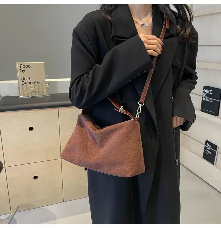 Bolsa em Camurça - Yara