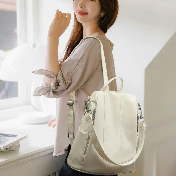 Mochila Feminina em Couro Legítimo com Alça - Elowen