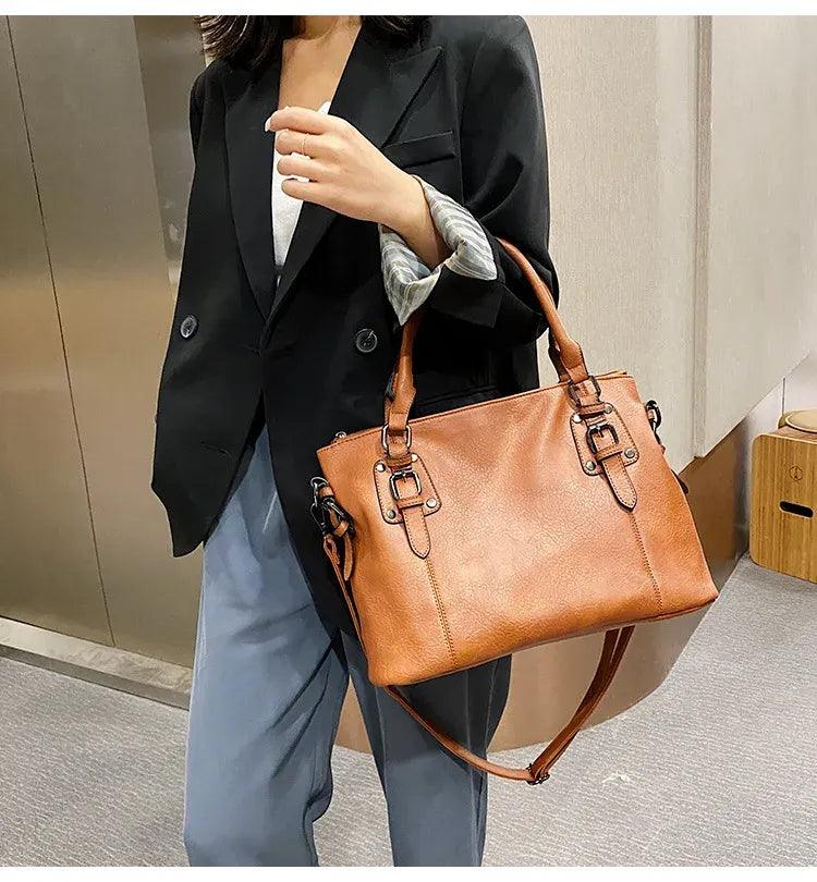 Bolsa em Couro Legítimo - Adrena