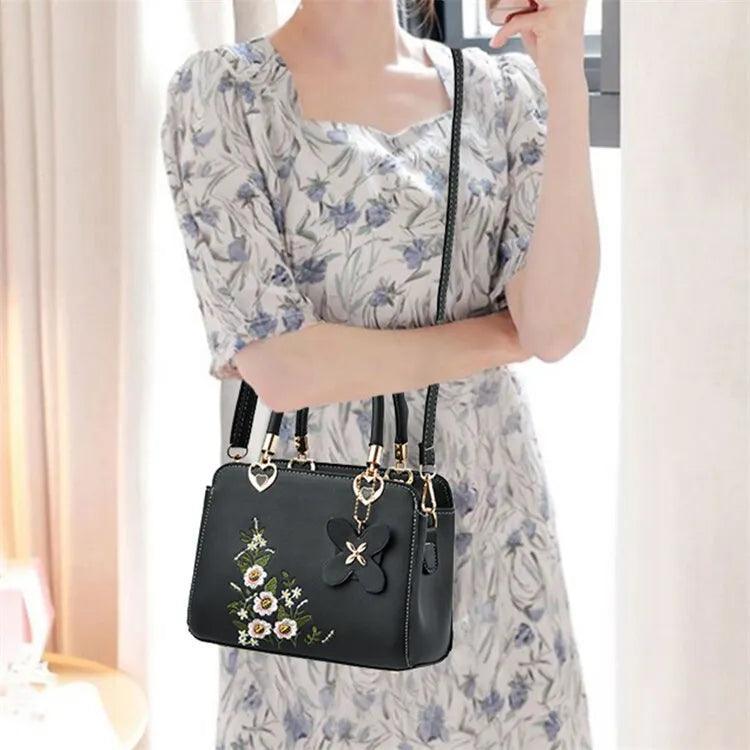 Bolsa Feminina em Couro - Floraris - LuxoCouer
