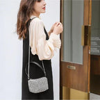 Bolsa Feminina Compacta Cravejada - Luxury - LuxoCouer