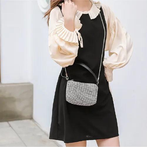 Bolsa Feminina Compacta Cravejada - Luxury - LuxoCouer