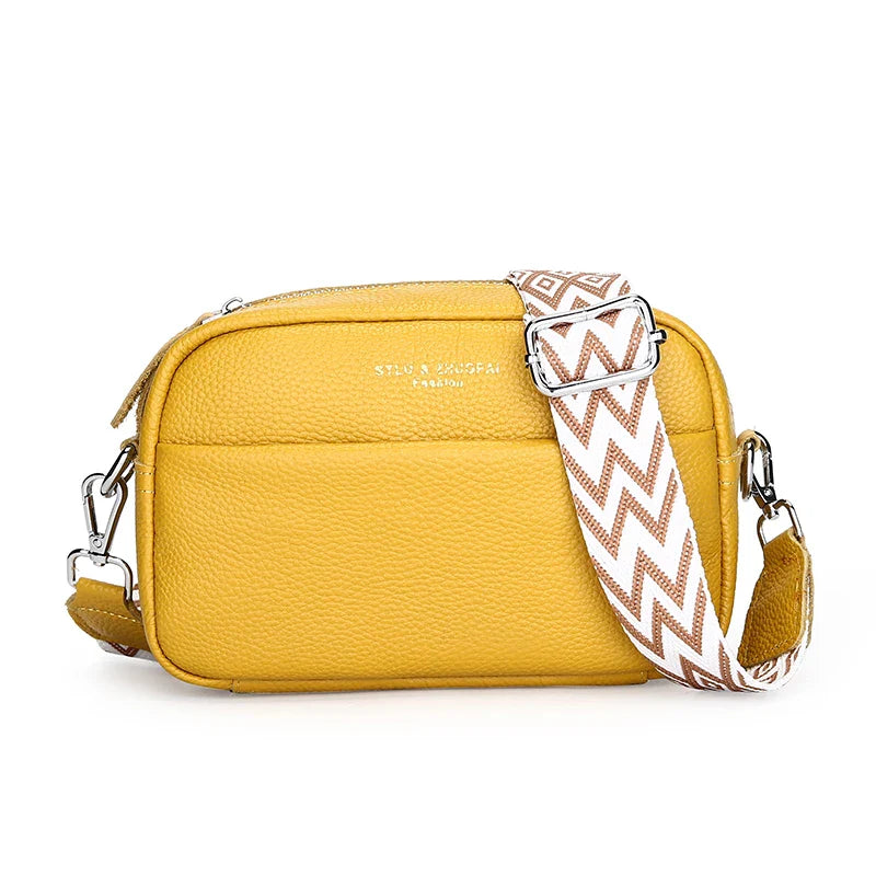 Bolsa Feminina Pequena em Couro Elina