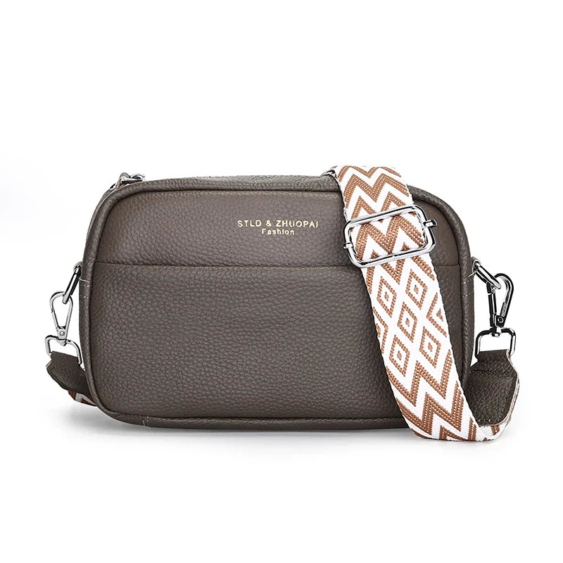 Bolsa Feminina Pequena em Couro Elina