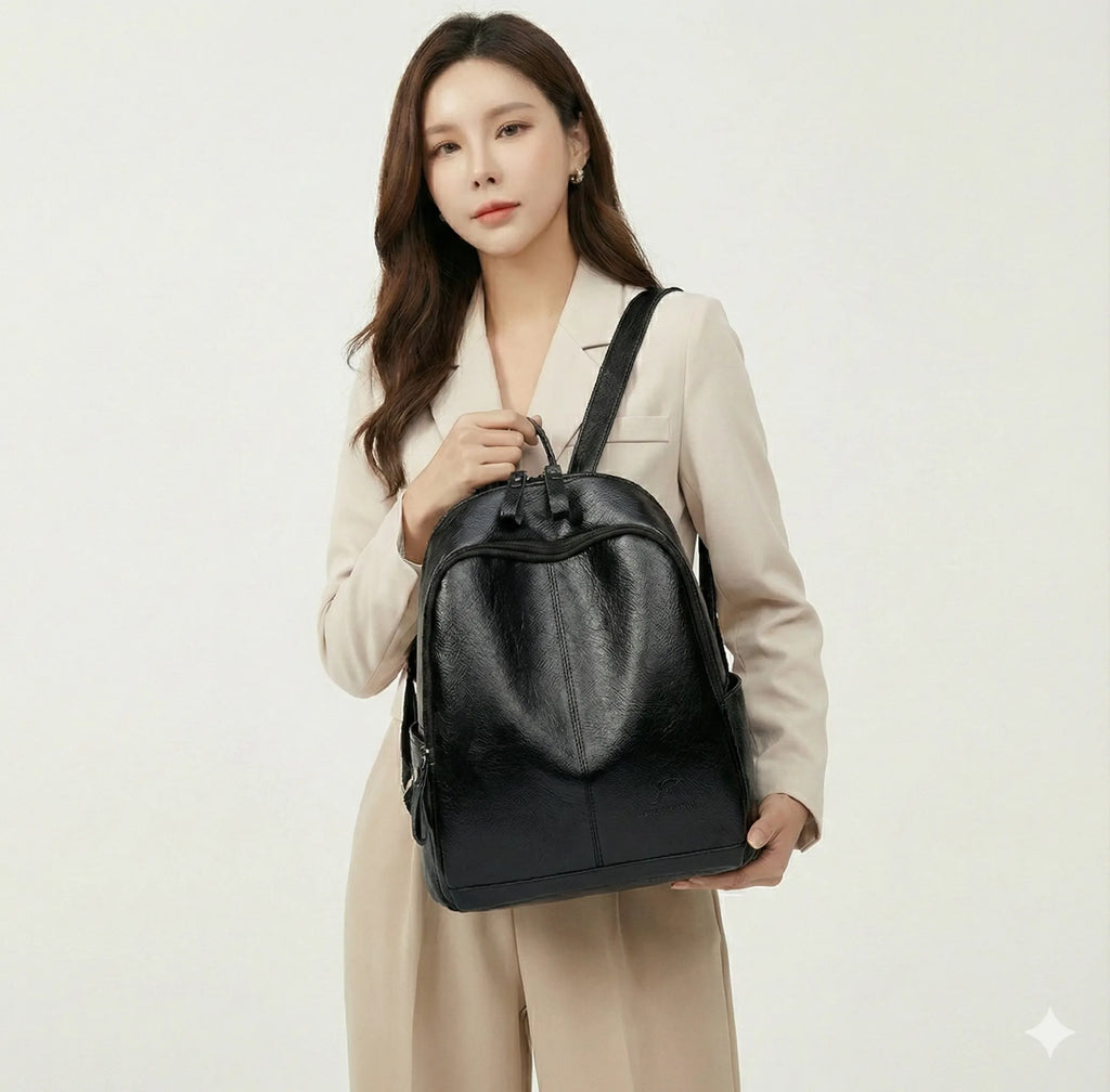Mochila Feminina em Couro Legítimo - Violette
