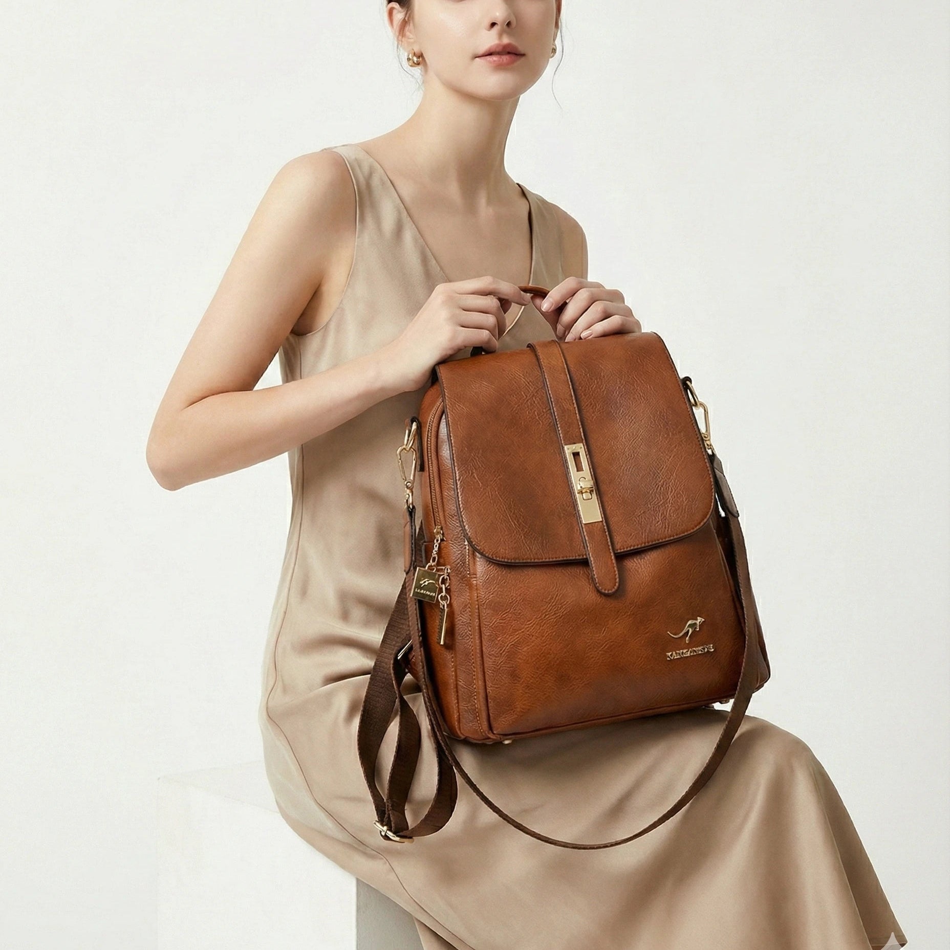 Mochila Feminina de Couro Legítimo - Serene