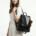 Mochila Feminina em Couro Legítimo - Cleare