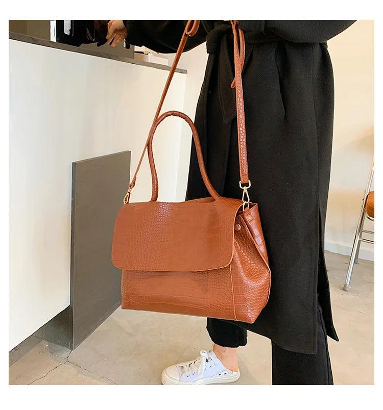 Bolsa em Couro Legítimo - Clove