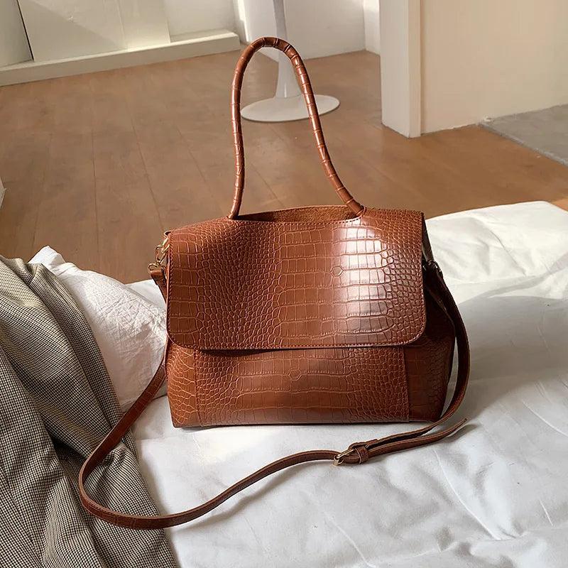 Bolsa em Couro Legítimo - Clove