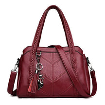 Bolsa Feminina em Couro Legítimo - Gina - LuxoCouer
