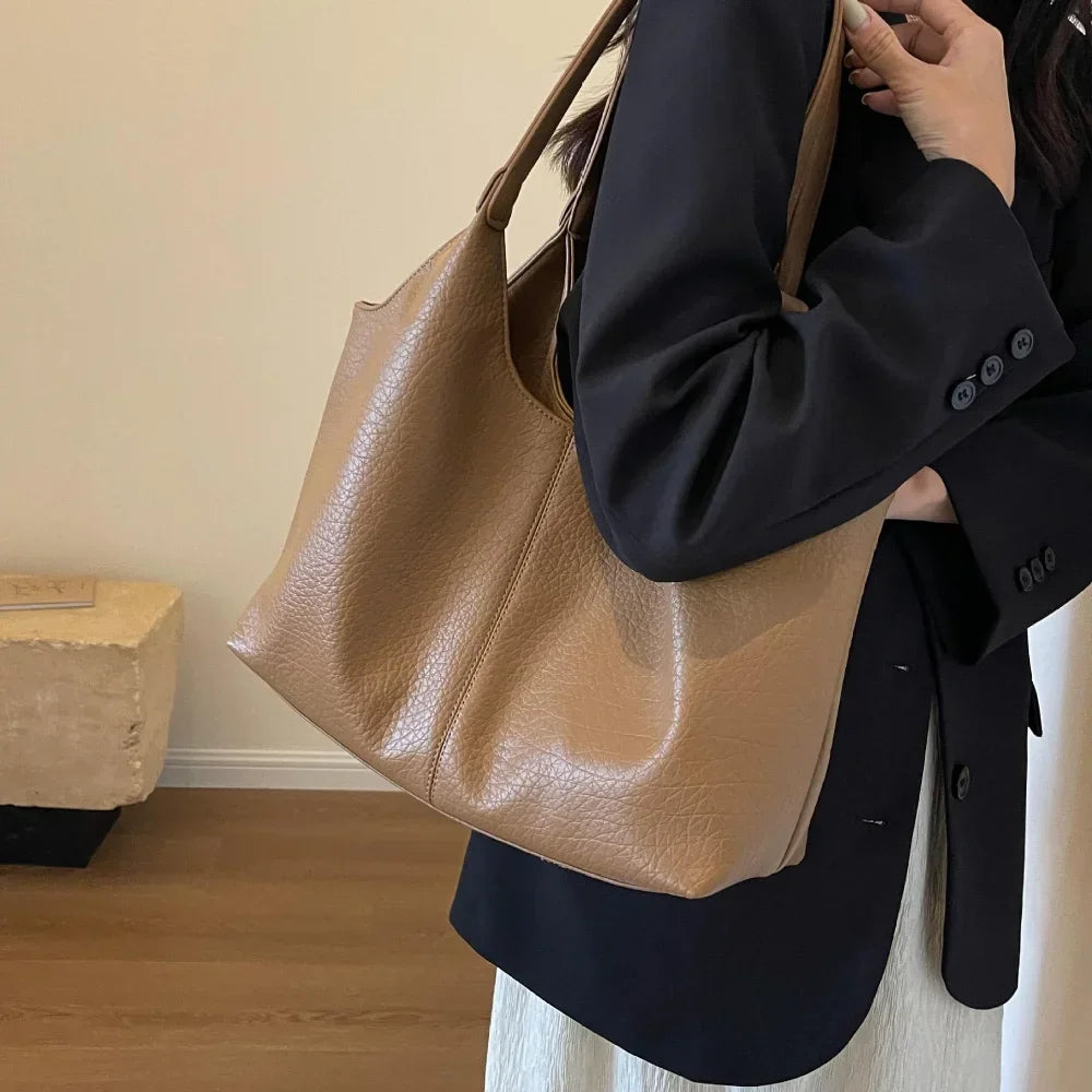 Bolsa em Couro Legítimo - Monica