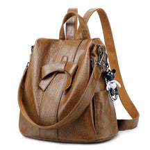 Mochila Feminina em Couro Legítimo - Amara