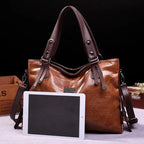 Bolsa Feminina em Couro Legítimo - Olivia - LuxoCouer