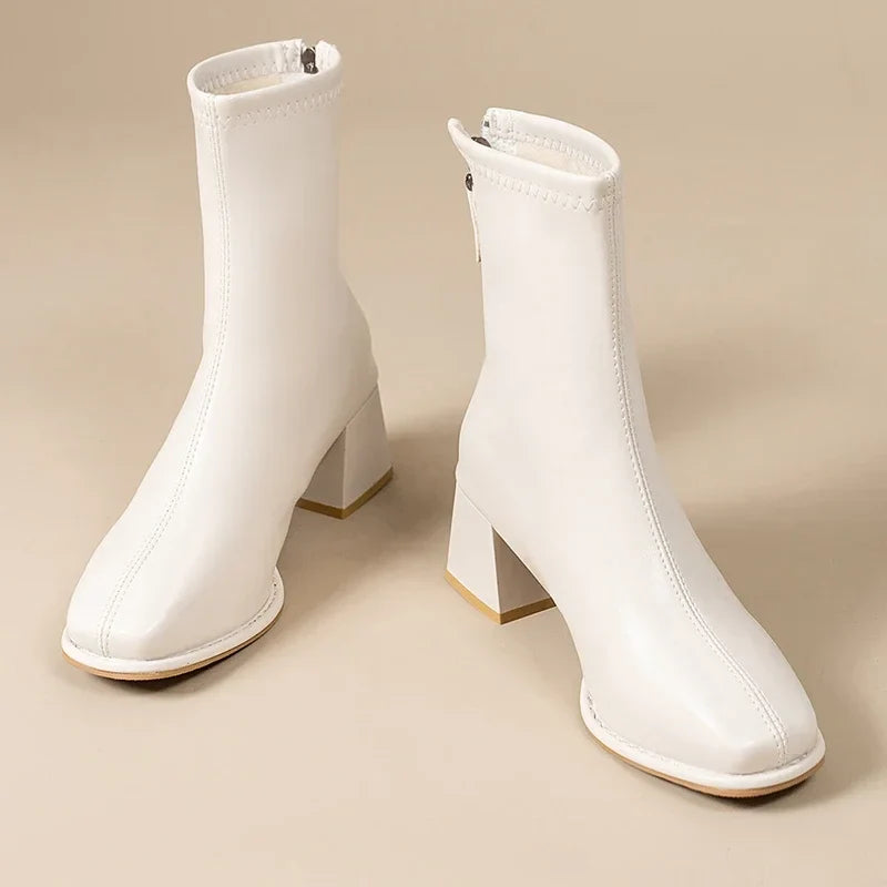 Bota Cano Médio Lissandra