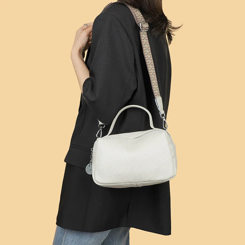 Bolsa Feminina em Couro - Mirabel