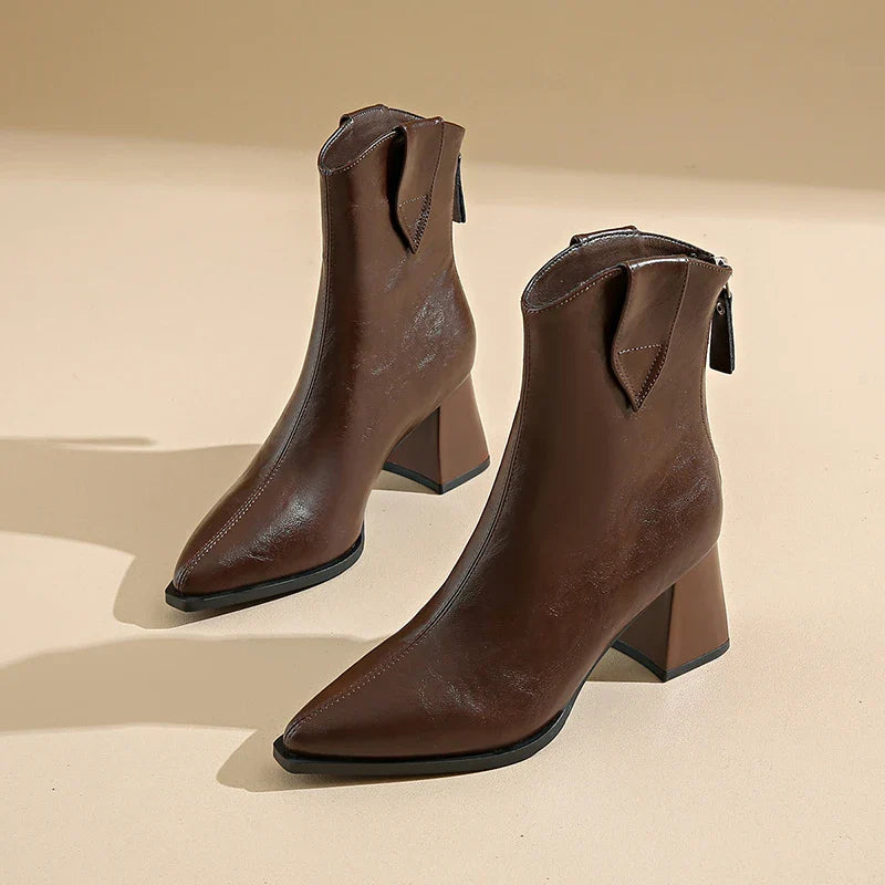 Bota Cano Médio Oriavia