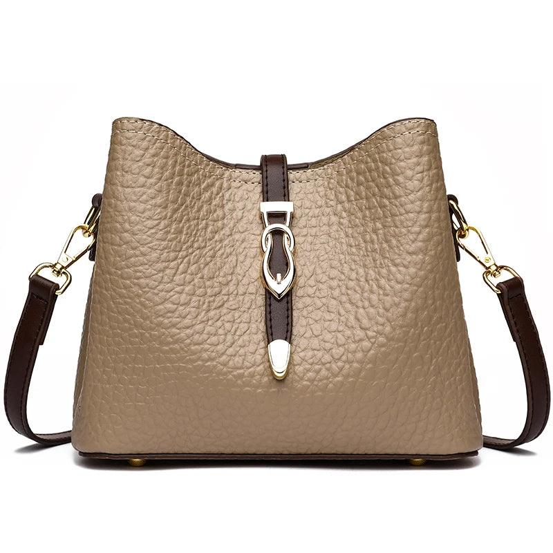 Bolsa em Couro Legítimo - Donatela