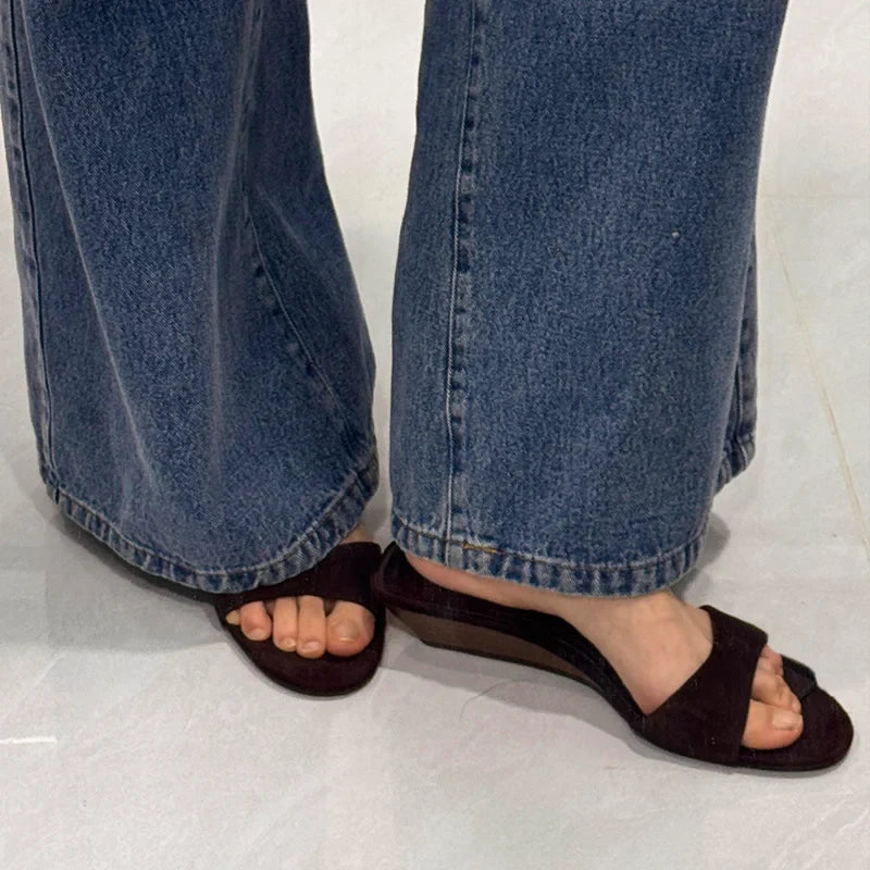 Sandália Tamanco Suede Mirka