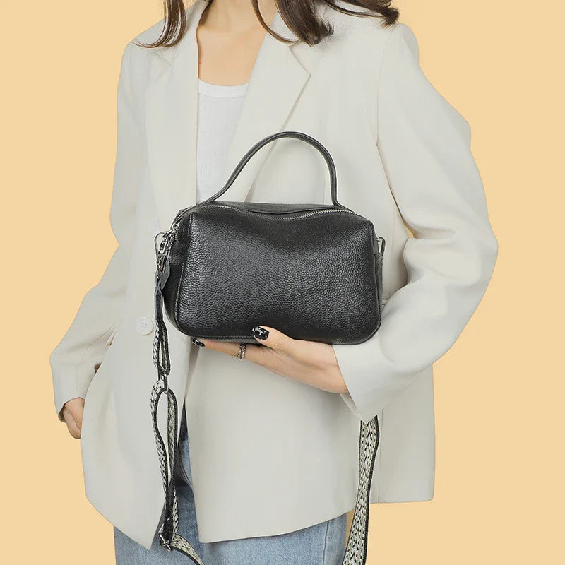 Bolsa Feminina em Couro - Mirabel