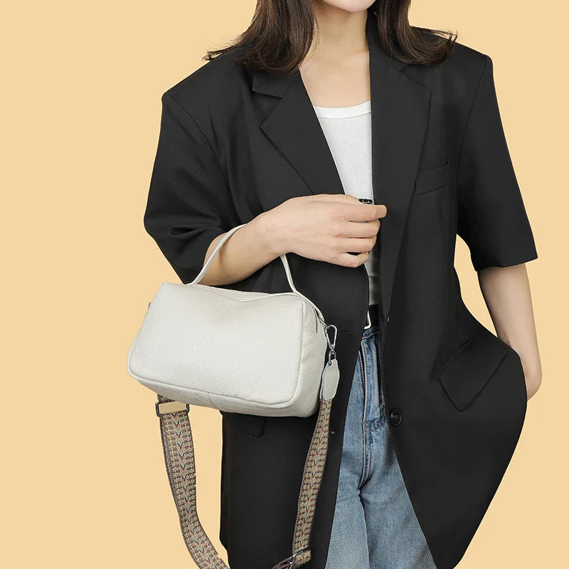 Bolsa Feminina em Couro - Mirabel