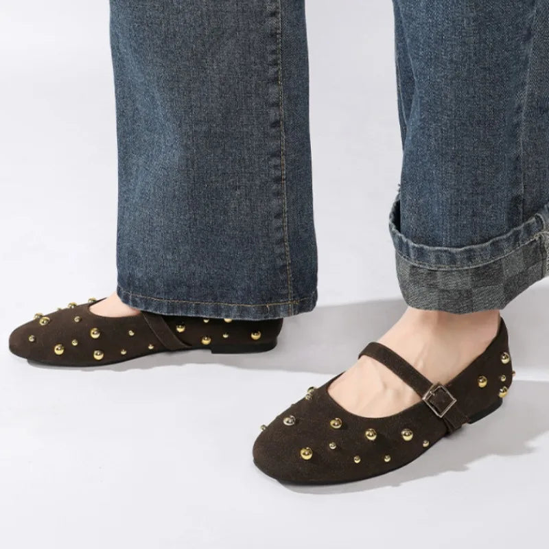 Sapatilha Suede Tachas Metal