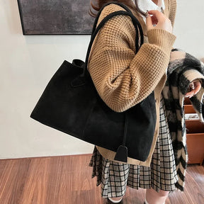 Bolsa em Camurça - Zarine