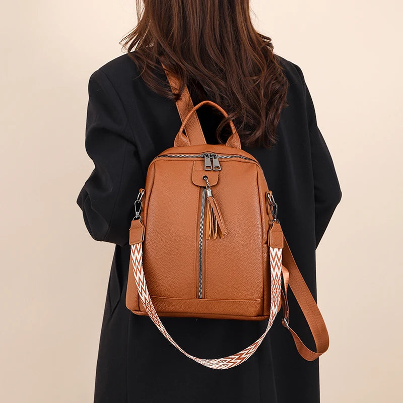 Mochila Feminina em Couro Legítimo - Aeris