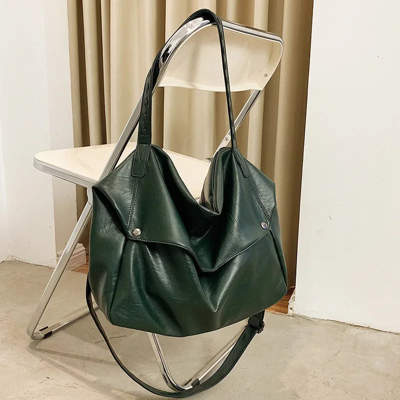 Bolsa em Couro Legítimo - Lua