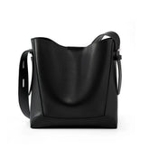 Bolsa Feminina em Couro Legitimo - Penélope