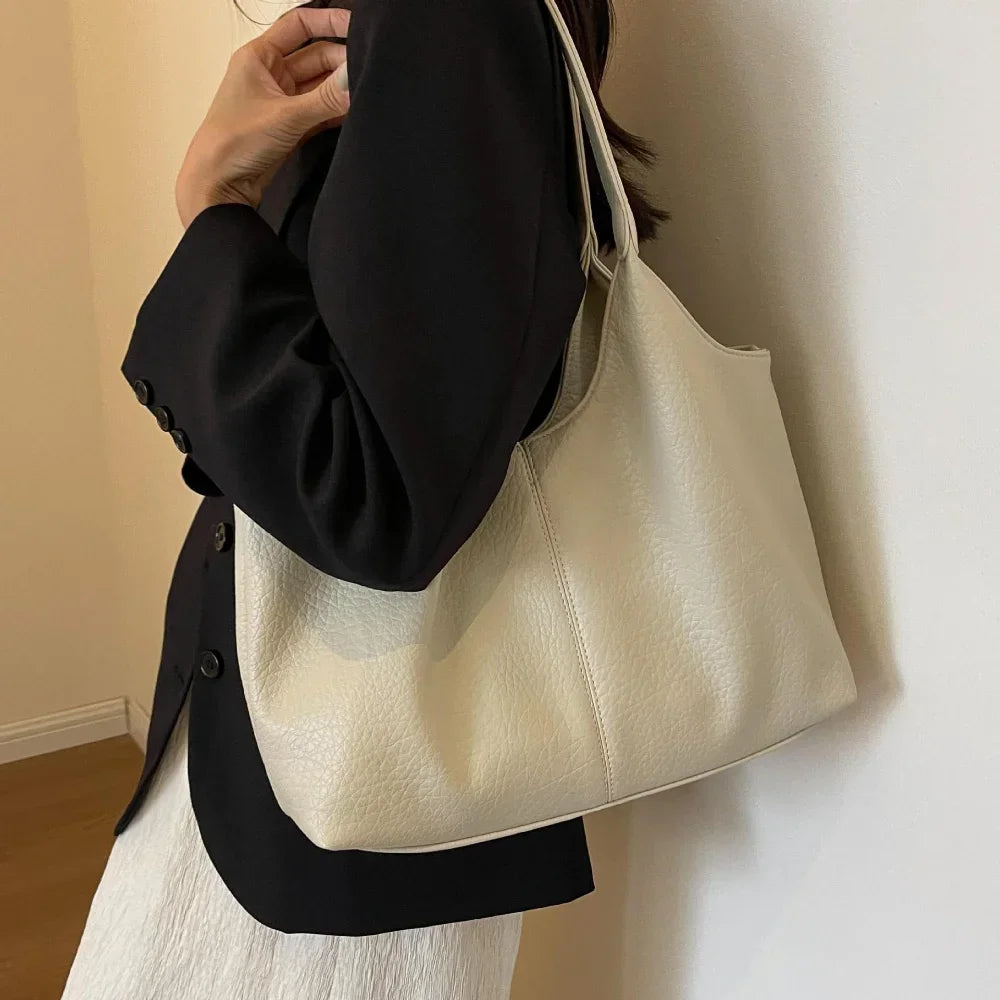 Bolsa em Couro Legítimo - Monica