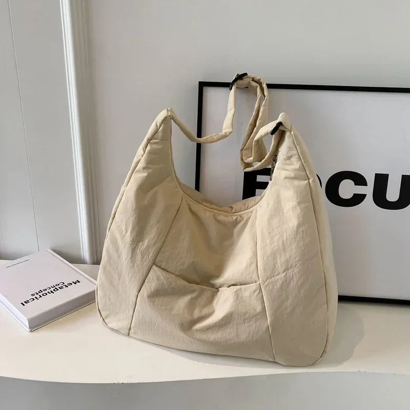 Bolsa Tipo Carteiro - Véda