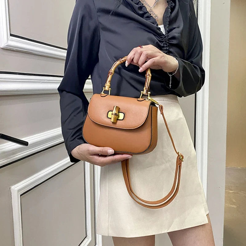 Bolsa Tiracolo Louise Bambu