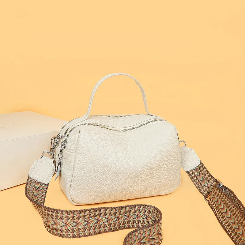 Bolsa Feminina em Couro - Mirabel
