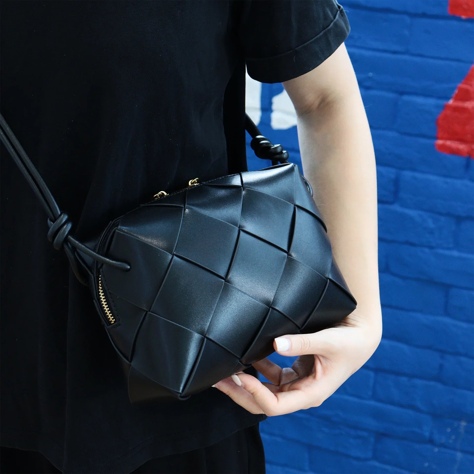 Bolsa Tiracolo Média Couro Legítimo Zélia