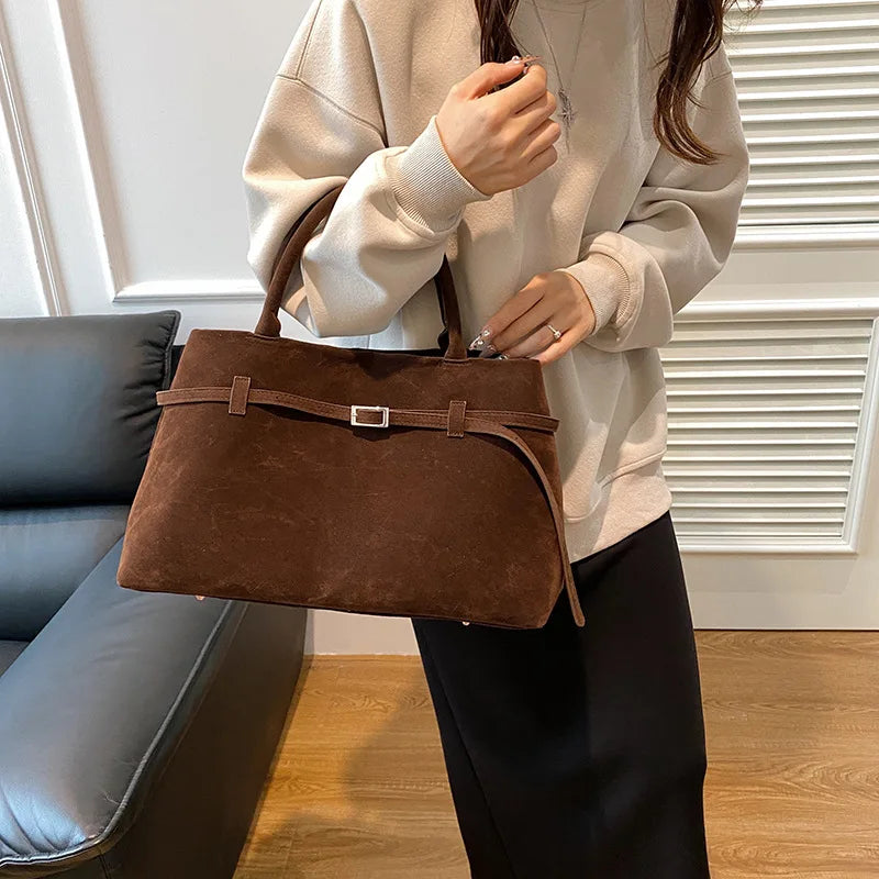Bolsa Feminina Tote em Camurça - Esmé