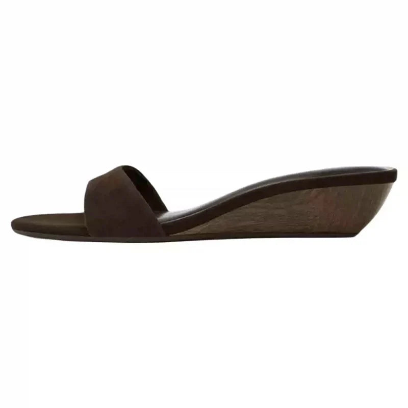 Sandália Tamanco Suede Mirka