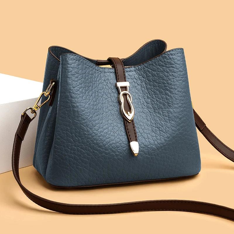 Bolsa em Couro Legítimo - Donatela