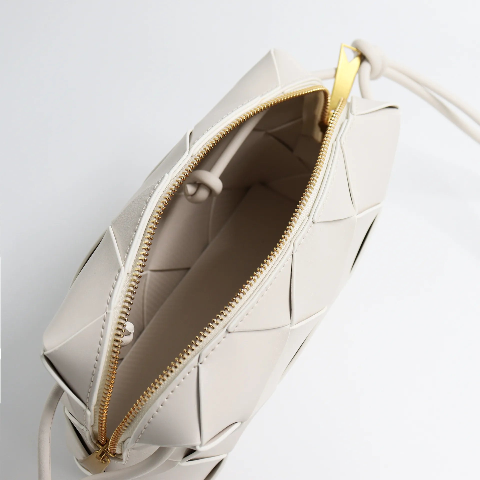 Bolsa Tiracolo Média Couro Legítimo Zélia