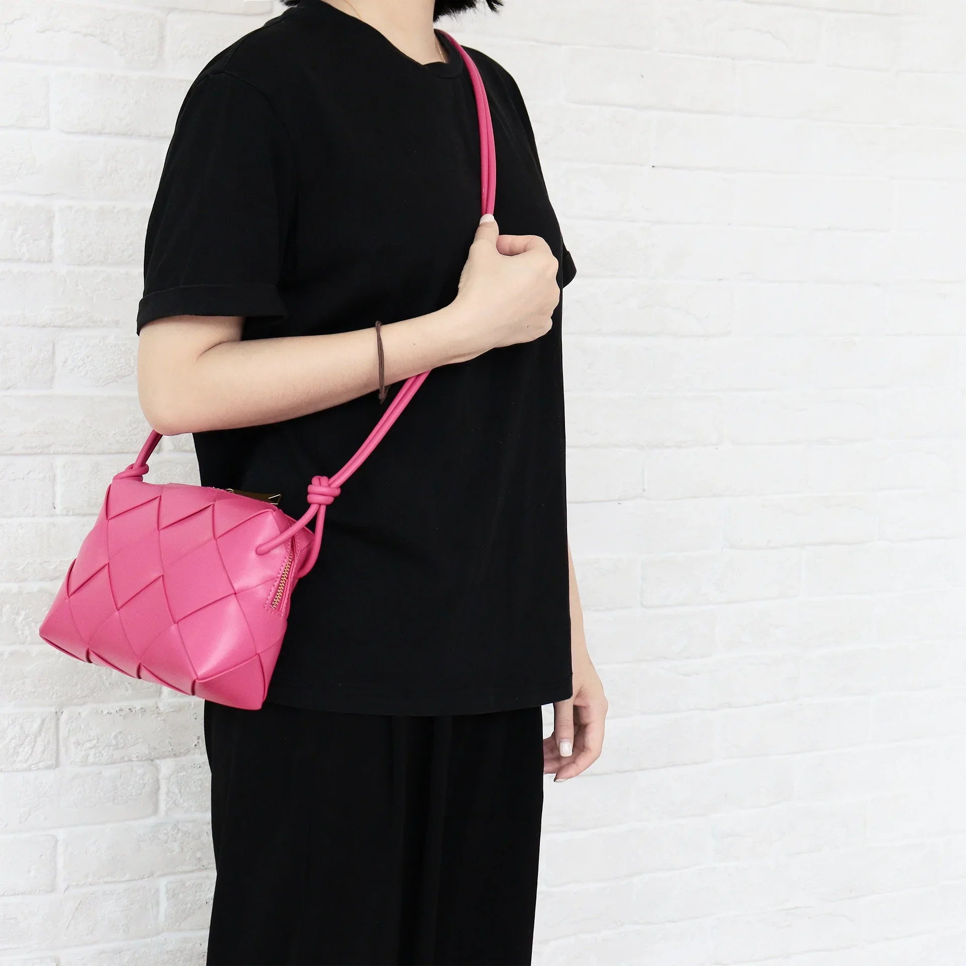 Bolsa Tiracolo Média Couro Legítimo Zélia