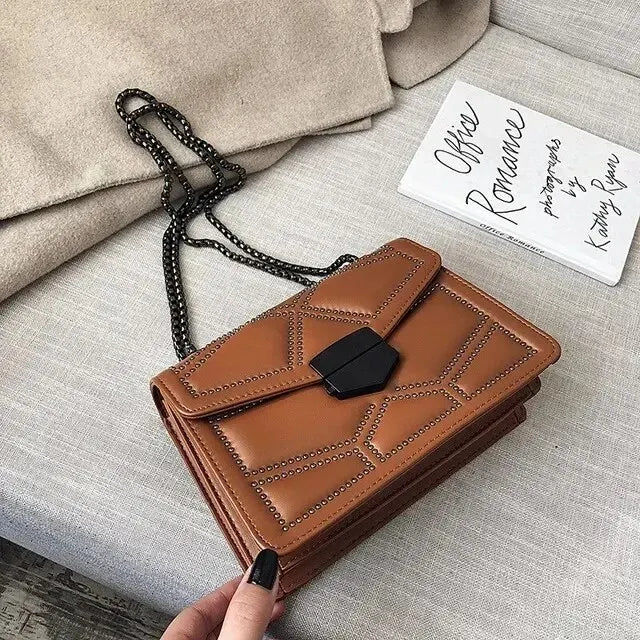 Bolsa Pequena em Couro Legítimo - Eyla