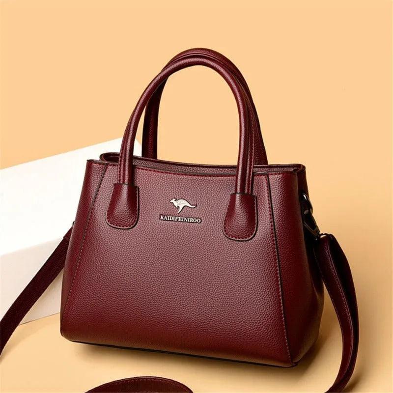 Bolsa Feminina de Couro Legítimo Transversal - Quality - LuxoCouer
